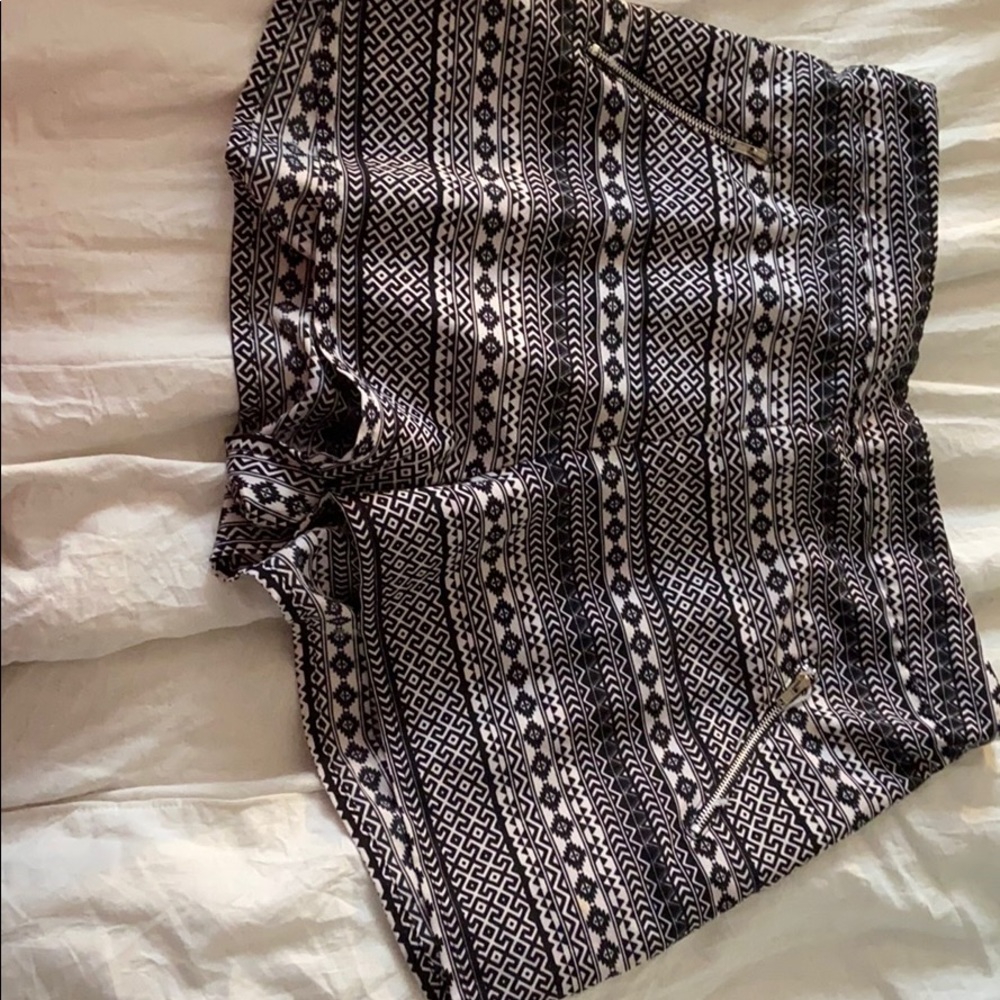 Black and shite high waist shorts